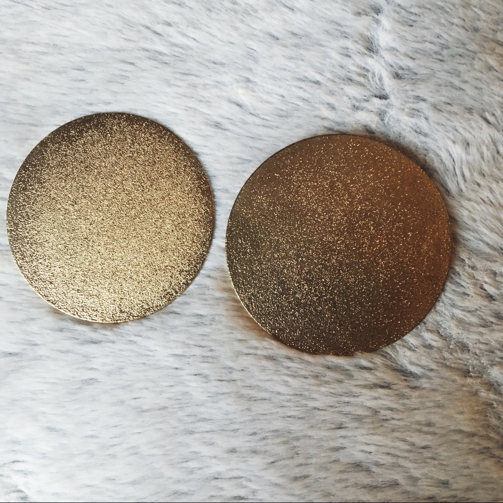 Gold color fancy earrings H&M